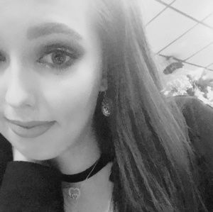 Meet your Posher, Aleesha